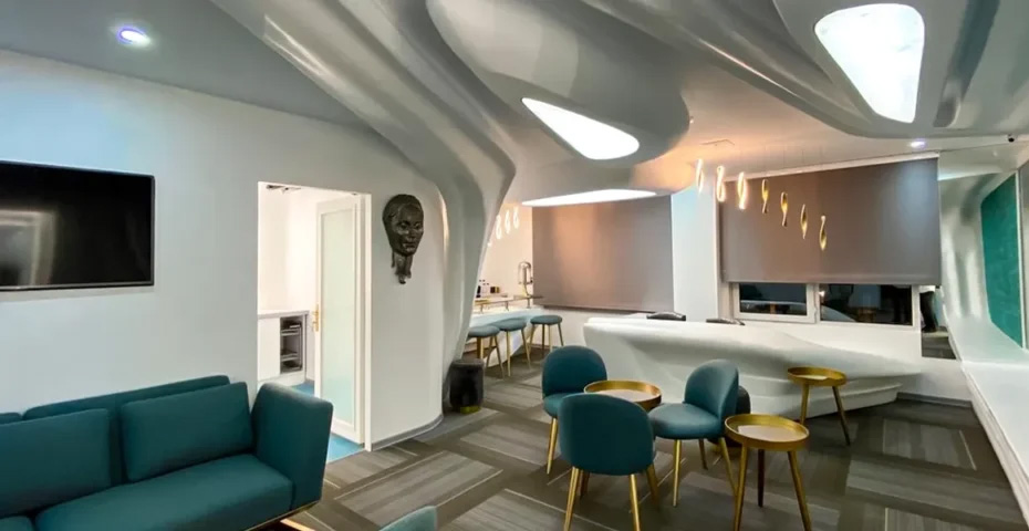 مدل‌سازی معماری با فوم و CNC: از ایده تا اجرای حرفه‌ای پروژه‌ها آرت فوک دکور